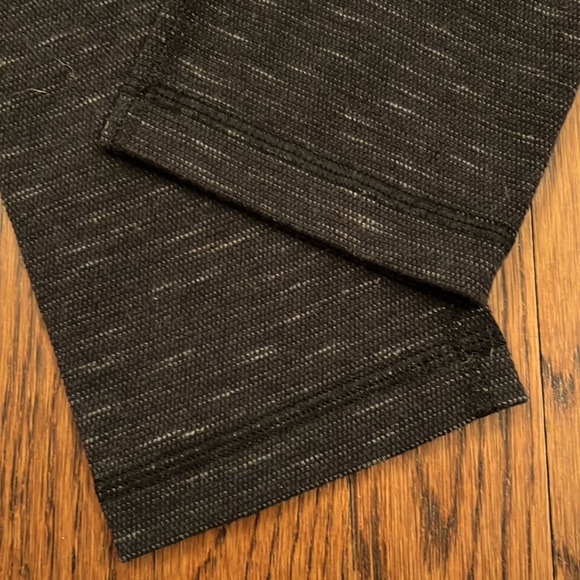 Lululemon Wunder Under Crop ll Size 4 - Picture 8 of 12